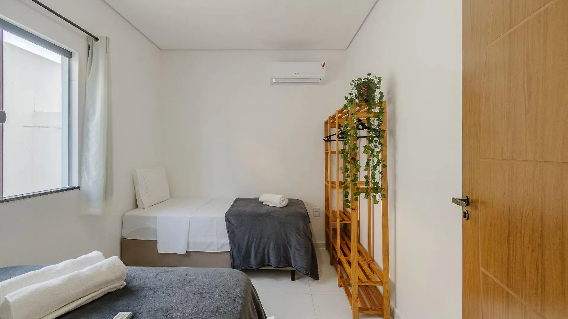 Apartamentos Em Condominio Com Piscina - Porto Seg. - Ptr Porto Seguro 0*,  Brazil