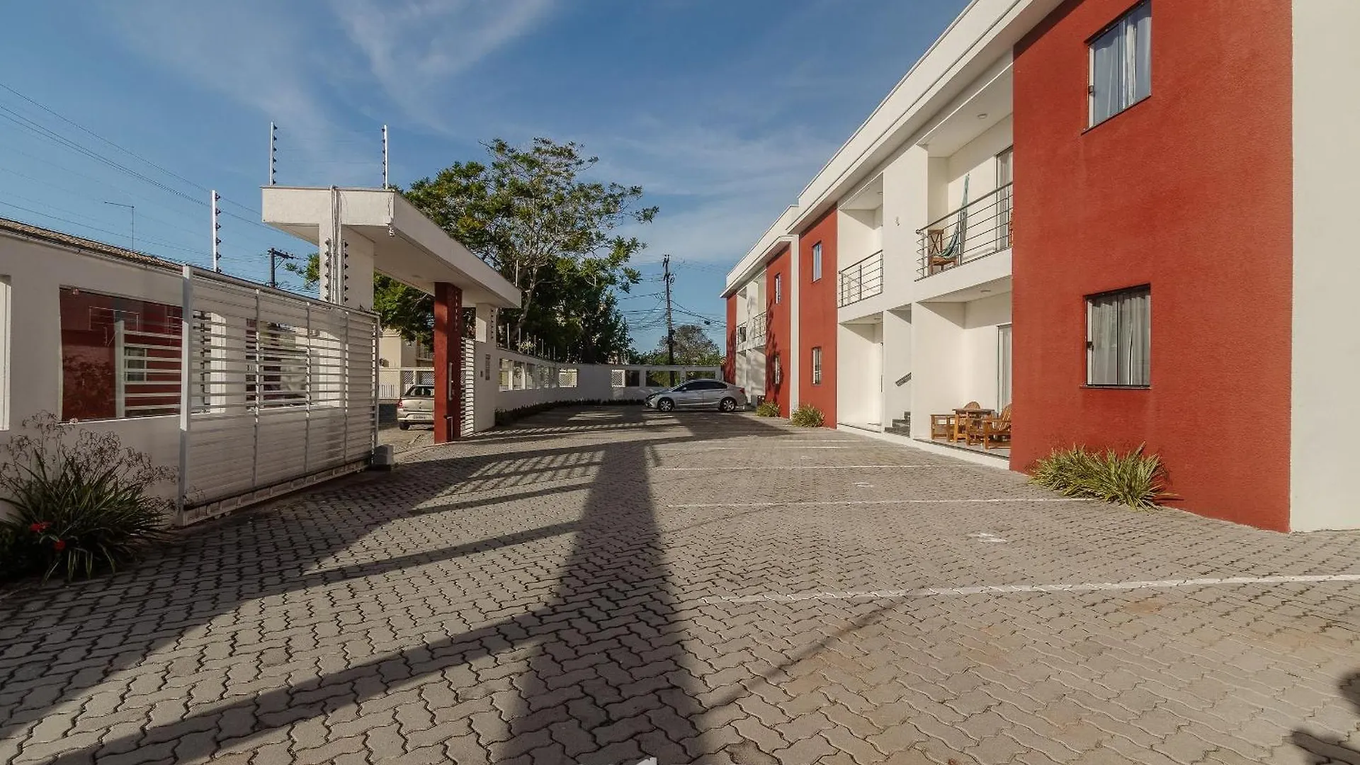 Apartamentos Em Condominio Com Piscina - Porto Seg. - Ptr Porto Seguro Brazil
