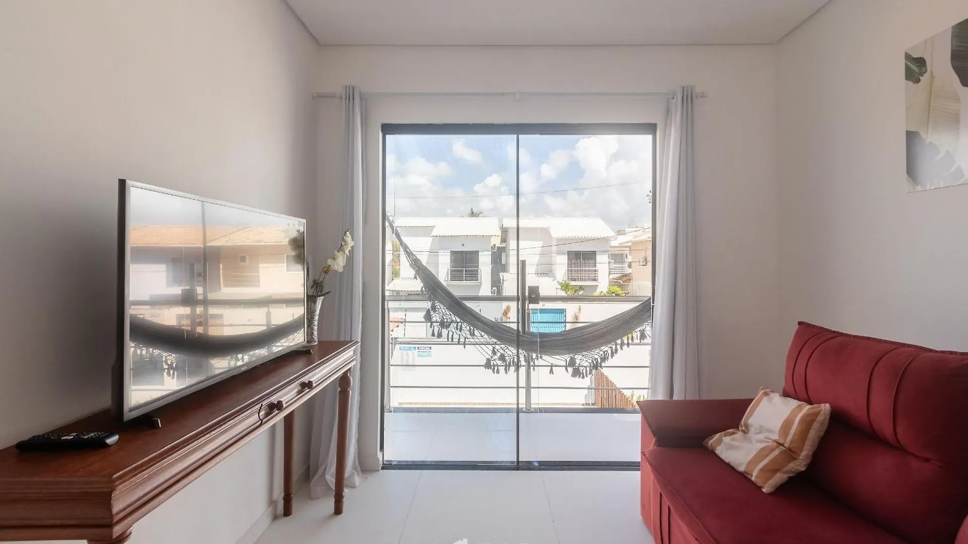 Apartamentos Em Condominio Com Piscina - Porto Seg. - Ptr Porto Seguro Brazil